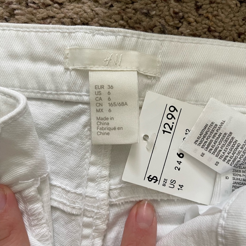 H&M - Picture 2 of 3